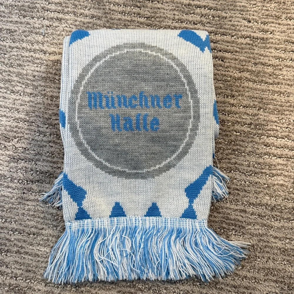 Münchner Halle scarf / Oktoberfest